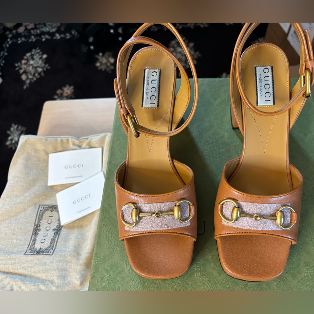 NEW GUCCI sz 9.5 Women's Horsebit Harn Brown Tan platform sandals $1240